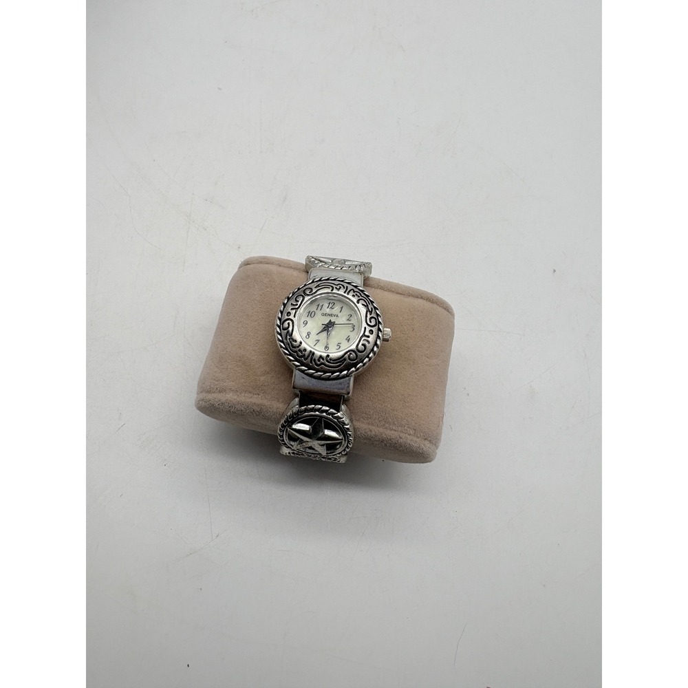 Geneva Womens Western Star Cuff Watch Silver Tone Ornate Analog Need‎ Battery